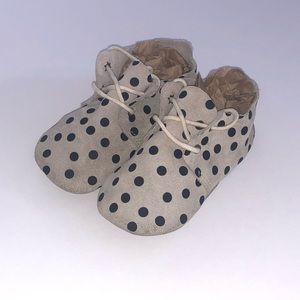 Zuzii Baby Black Polk Dot Soft bottom Shoe